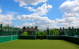 Mini-terrain de foot &#224; l‘Oval, London, Royaume-Uni